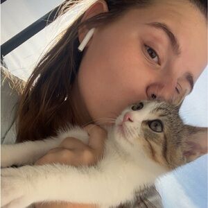 Meet your Posher, Lillian